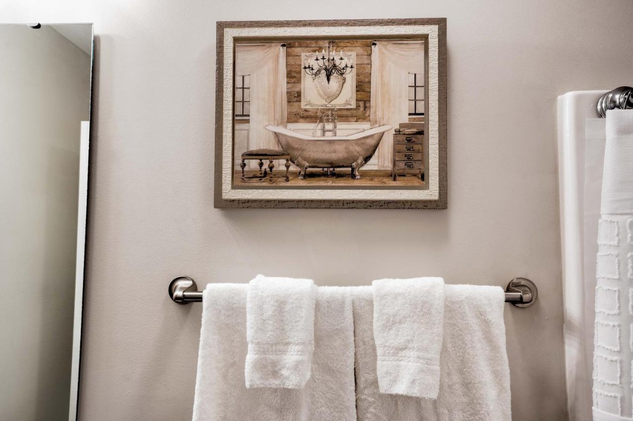 Kannapolis Elegant Townhouse - Pet Friendly Dış mekan fotoğraf